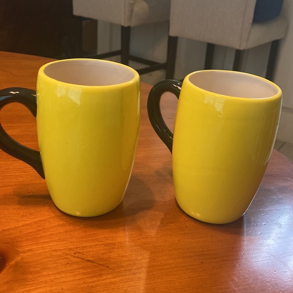 Cracker Barrel Smiley His & Her Yellow/Black Coffee Mugs - Set of 2 - SO CUTE 😎 - Picture 5 of 14